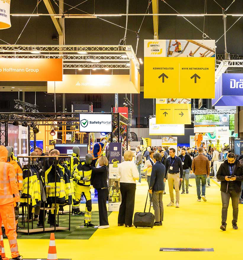 2 contractors op lokatie